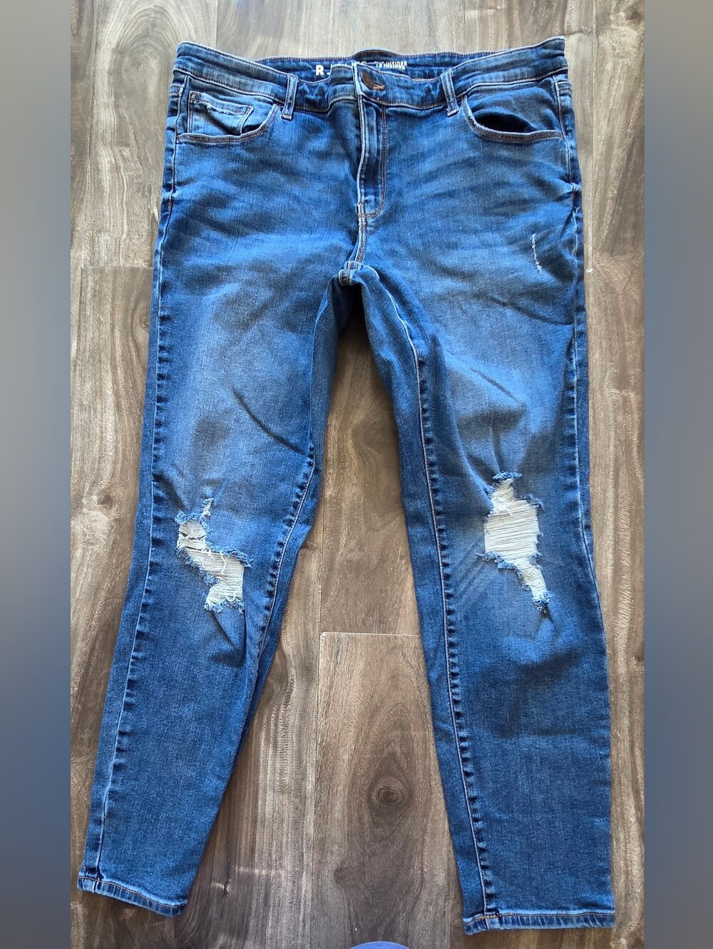 Reitmans Blue Ripped Skinny Jeans